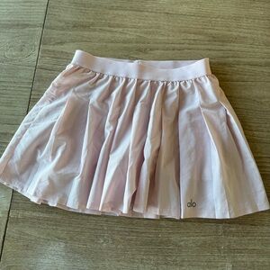 Alo yoga tennis skirt varsity light pink